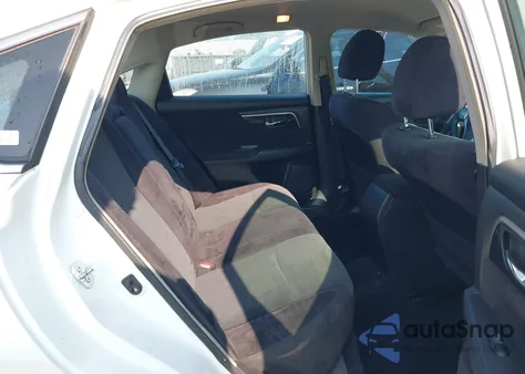 2013 Nissan Altima 2.5 S z USA, uszkodzony, nr VIN 1N4AL3AP4DN478204